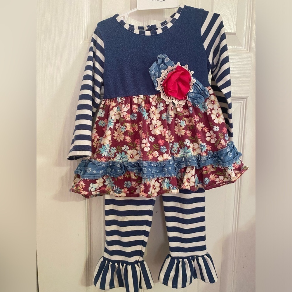 Counting‎ Daisies Outfit